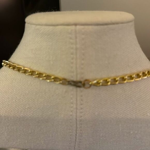 Gold Tone Twisted Rope  Necklace With Beads. - Picture 4 of 4